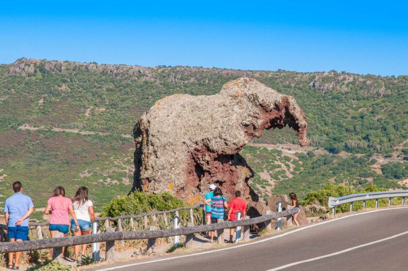 Roccia dell'Elefante (Felsen in Form eines Elefanten)